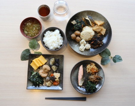 和朝食